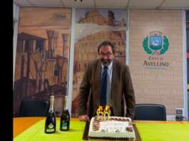 I primi 60 anni da Sindaco in Comune: buon compleanno Pizza