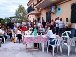 Ercolano, la sindaca Garzia in mezzo alla gente di via Casacampora per annunciare i lavori delle fognature