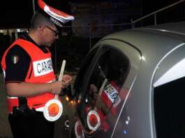 Ai domiciliari, esce per fare rifornimento: i carabinieri lo trovano alla pompa di benzina