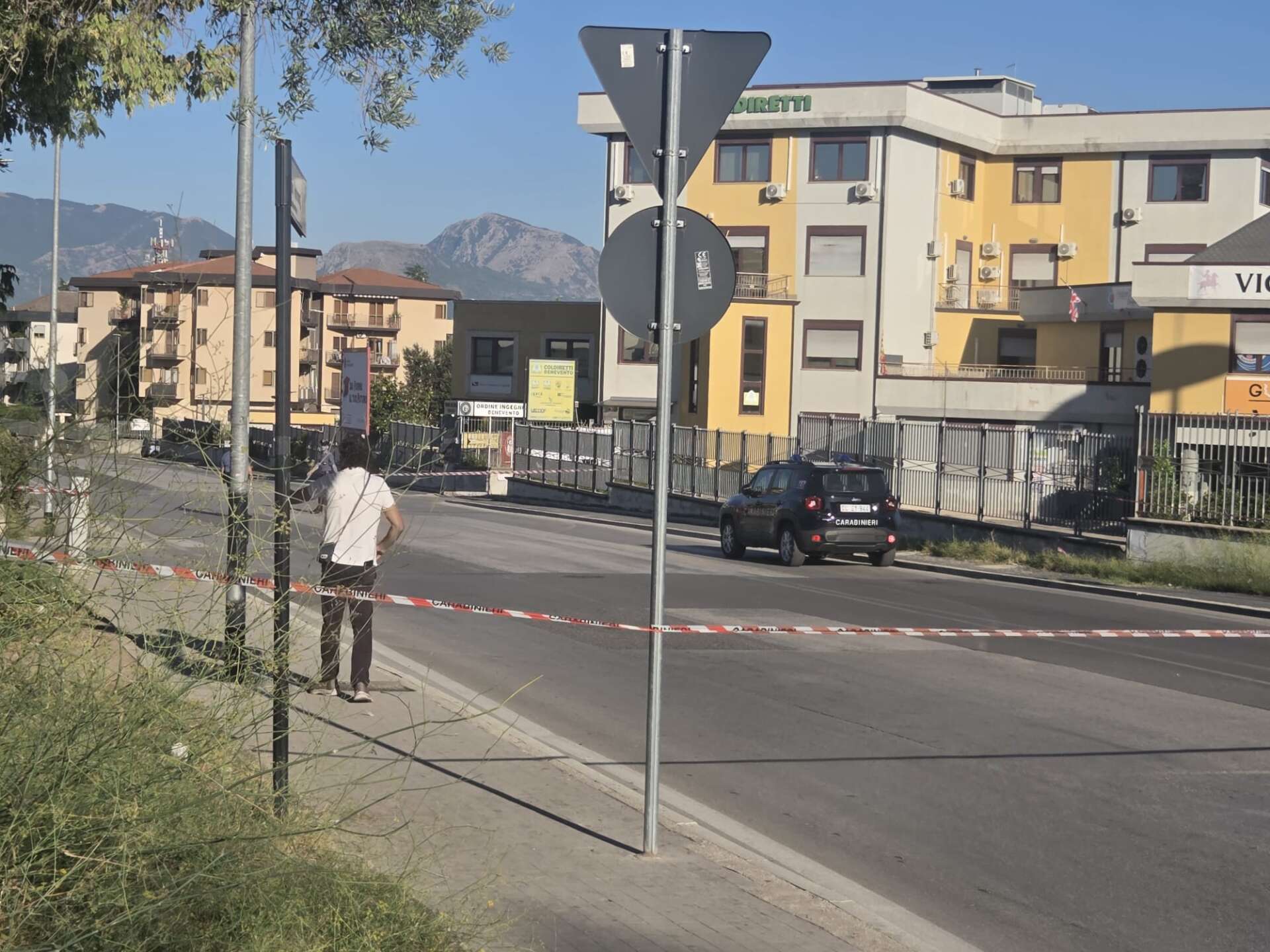 ritrovata bomba in via nenni chiusa la strada da Anteprima24.it ritrovata bomba in via nenni chiusa la strada