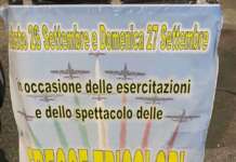 Sedie sdraio in fitto per vedere le frecce Tricolori