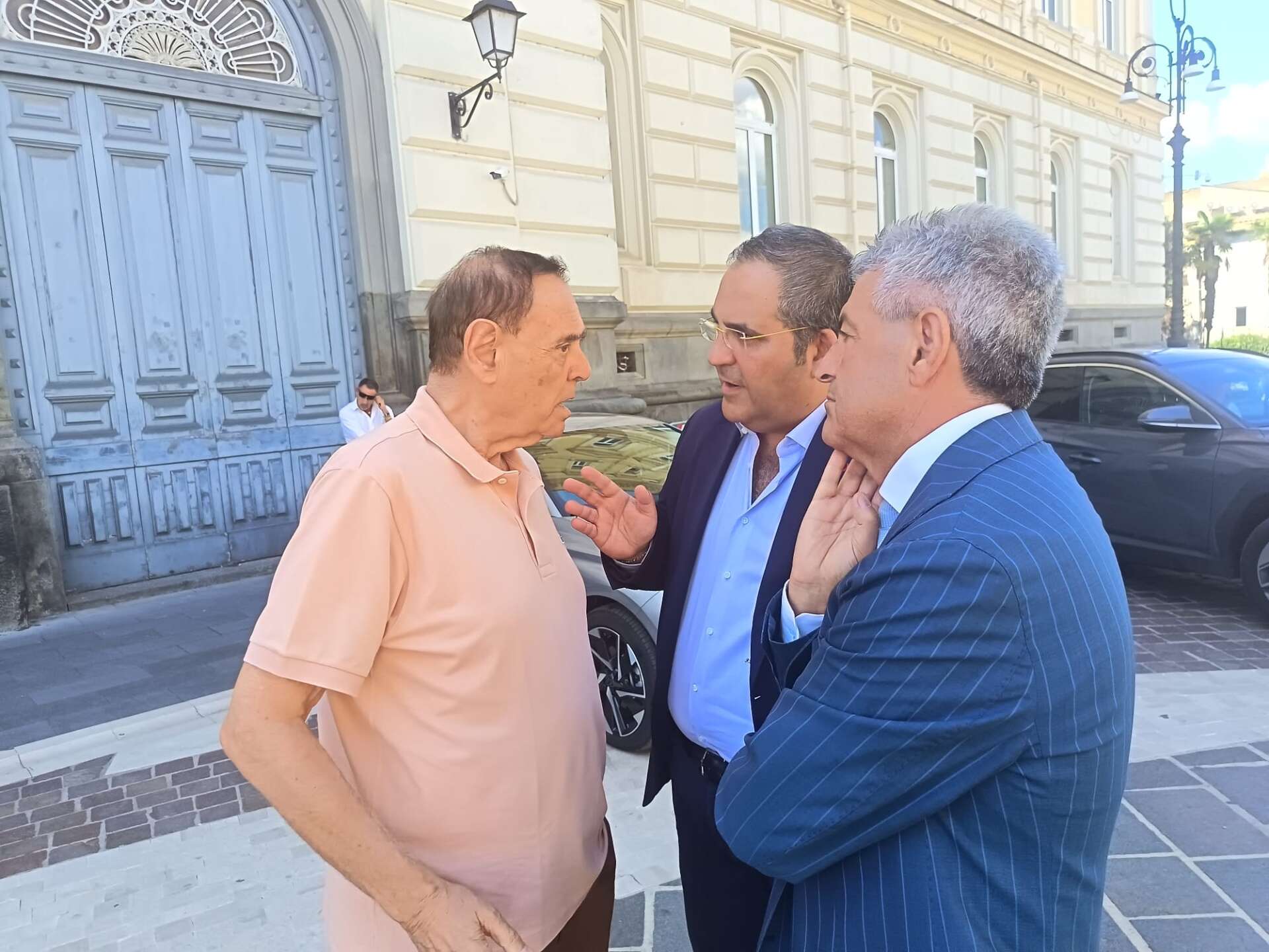 sicurezza presidio fisso della municipale a piazza roma mastella domani fico in valle caudina da Anteprima24.it sicurezza presidio fisso della municipale a piazza roma mastella domani fico in valle caudina