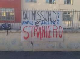 Napoli, protesta studenti contro il tetto di stranieri in classe