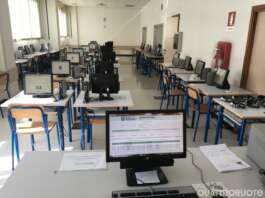 Quiz della patente, risposte suggerite dall’AI: scatta la denuncia