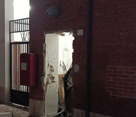 FOTO/ Ancora assalto al bancomat: saltano altri due Atm in provincia