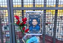 Fiori e preghiere sul Ponte della Sanità per Thilak Rosa: l’addio della città e il grido sulla sicurezza stradale