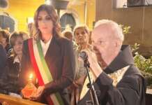 Baronissi, accesa la Lampada della Pace di Assisi: “Al via la IV edizione del Festival della Pace”
