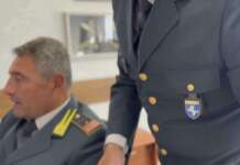 Peculato, il dirigente comunale si faceva i mandati di pagamento da solo: sequestrati 150mila euro Guardi di Finanza Napoli