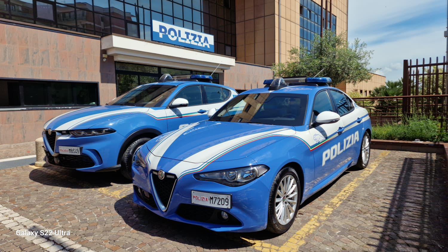 la riconosce dopo un furto e d224 l8217allarme arrestata una donna al centro commerciale da Anteprima24.it la riconosce dopo un furto e d224 l8217allarme arrestata una donna al centro commerciale