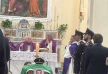 “Non è accettabile morire in servizio, lo Stato c’è”: l’addio all’Agente Villani