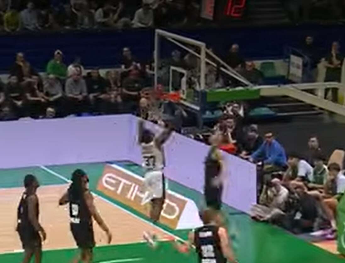 napoli basket rullo compressore tre su tre in eurocup per la squadra di coach repesa da Anteprima24.it napoli basket rullo compressore tre su tre in eurocup per la squadra di coach repesa