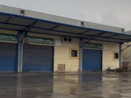 Blocco tir, agricoltori chiedono rimozione del blocco Produzione sospesa