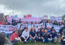 Poggiomarino-Palma, la catena umana della solidarietà